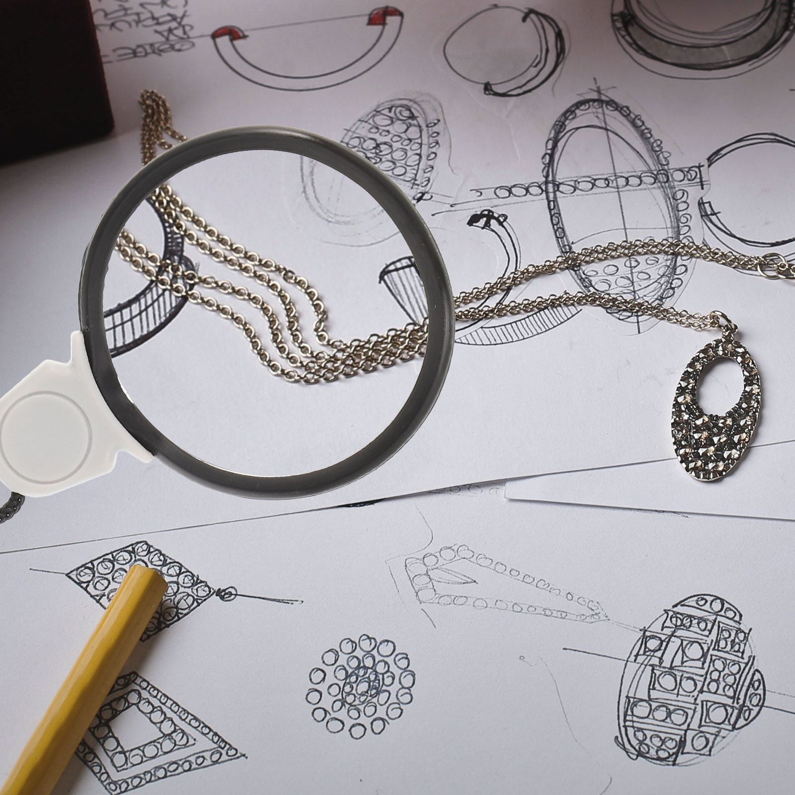 Jewelry Essentials Watches - Necklace Magnifier Hanging Loupe Plastic Chain