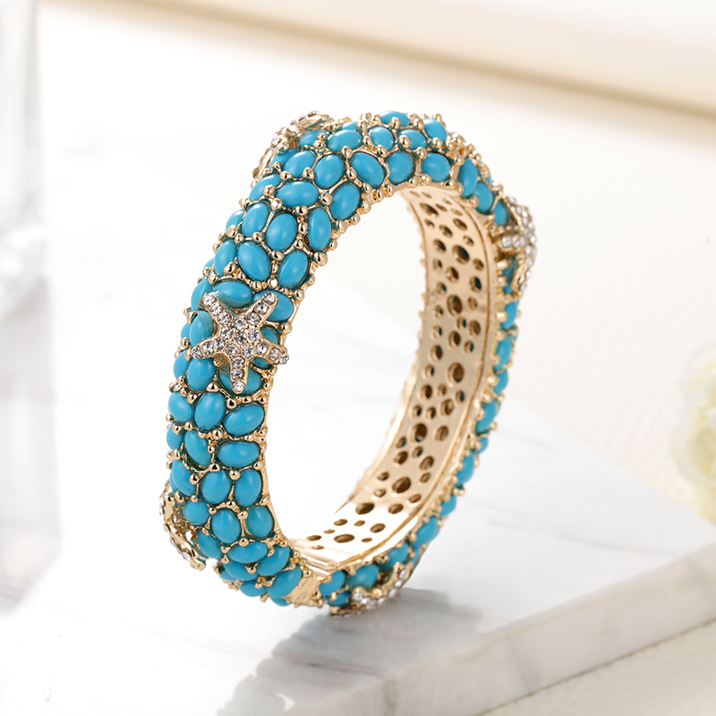 Sally's Paradise Christmas gif - Paradise Jewelry & Watches Llc Miami Photos recension och pris