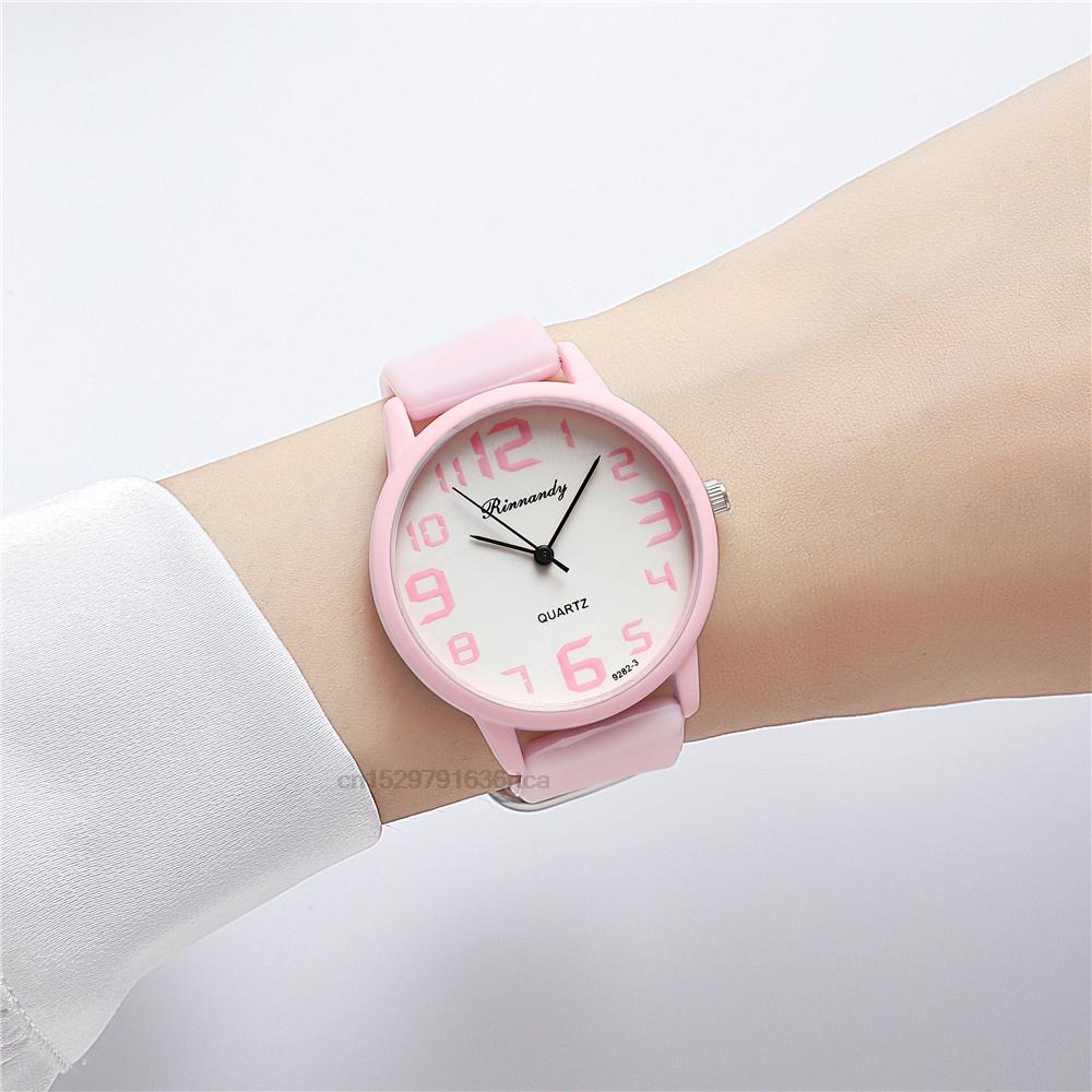 Women Fashion Silicone Watches - High Jewelry Watches recension och pris