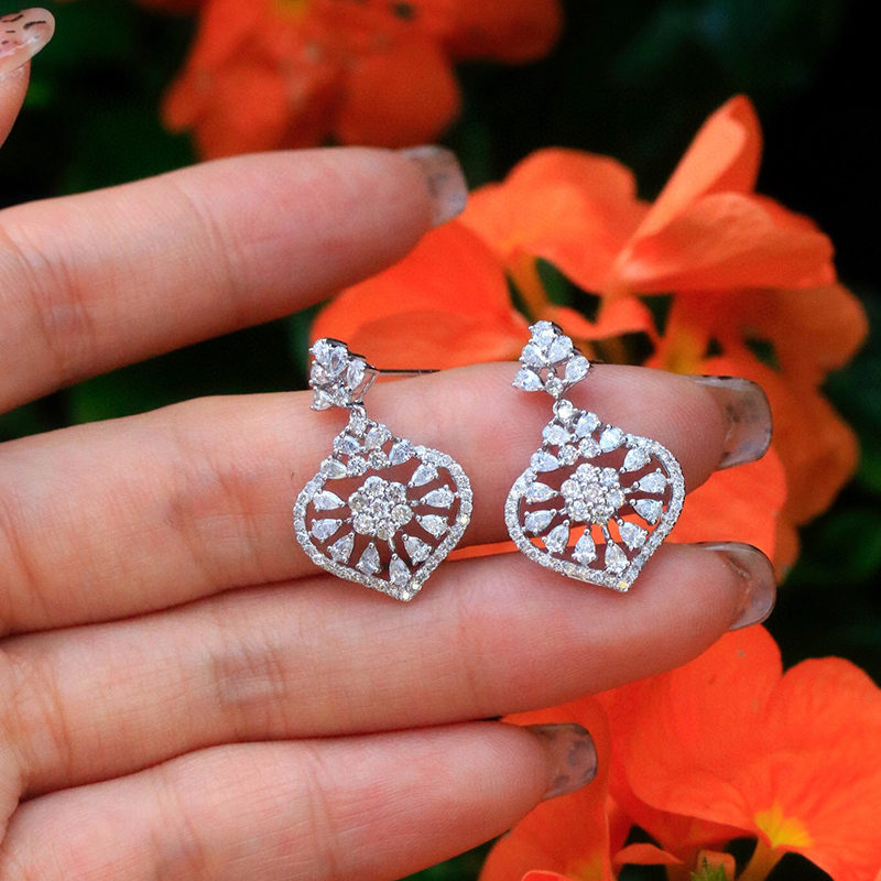 Aazuo 18K Solid White Gold Rea - Diamond Stud Earrings recension och pris
