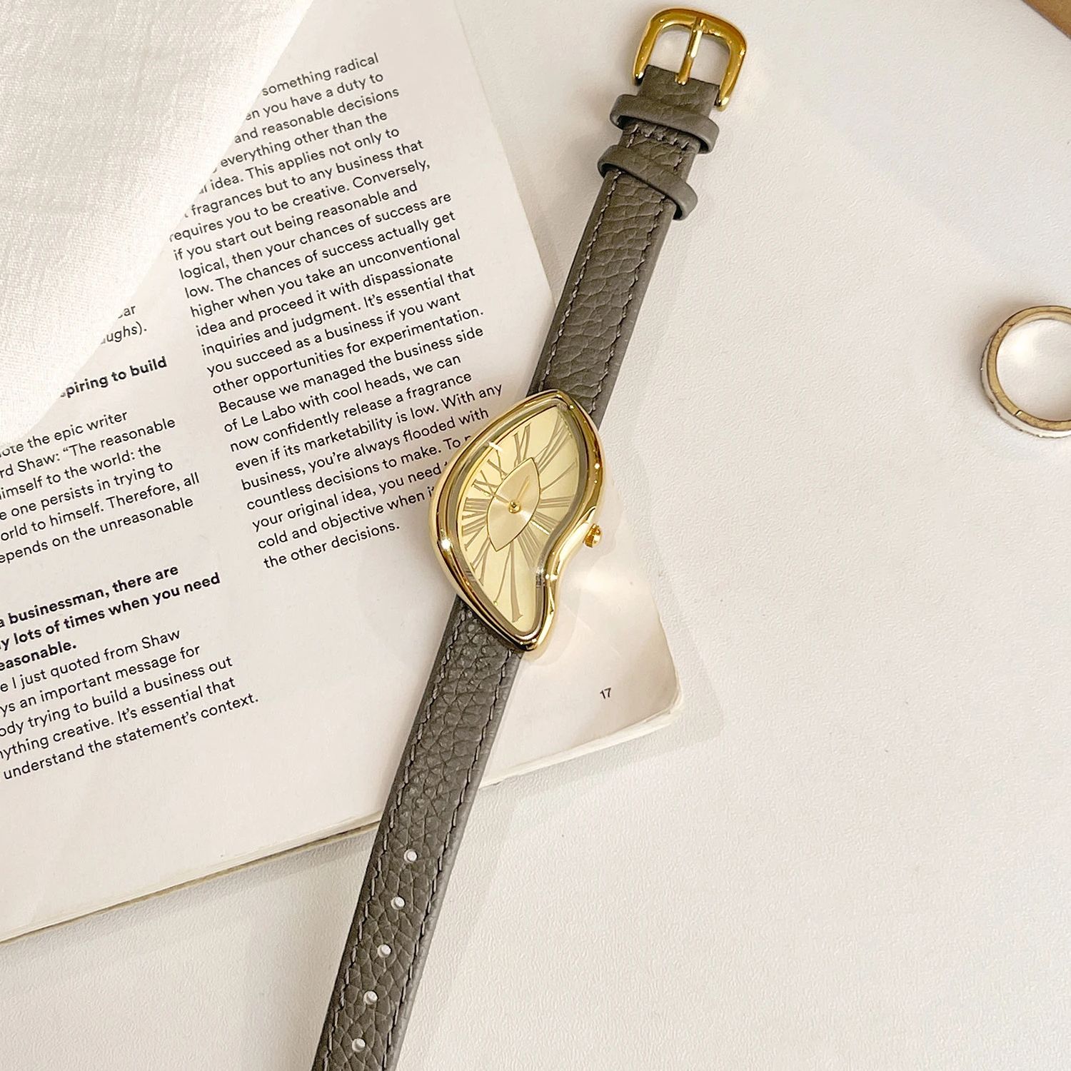 High end Retro Creative Watch  - High Jewelry Watches recension och pris