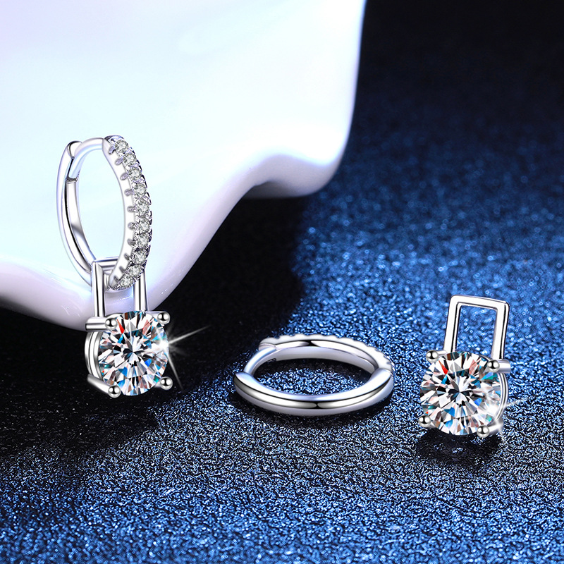 Real D Color VVS1 Moissanite D - Diamond Stud Earrings recension och pris