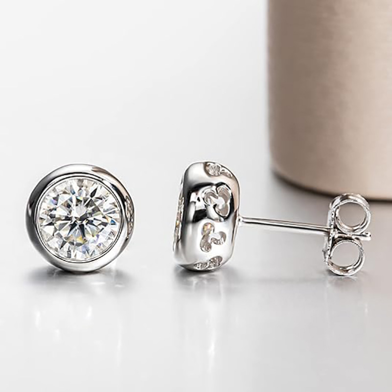 Real D Color Moissanite Diamon - Diamond Stud Earrings recension och pris