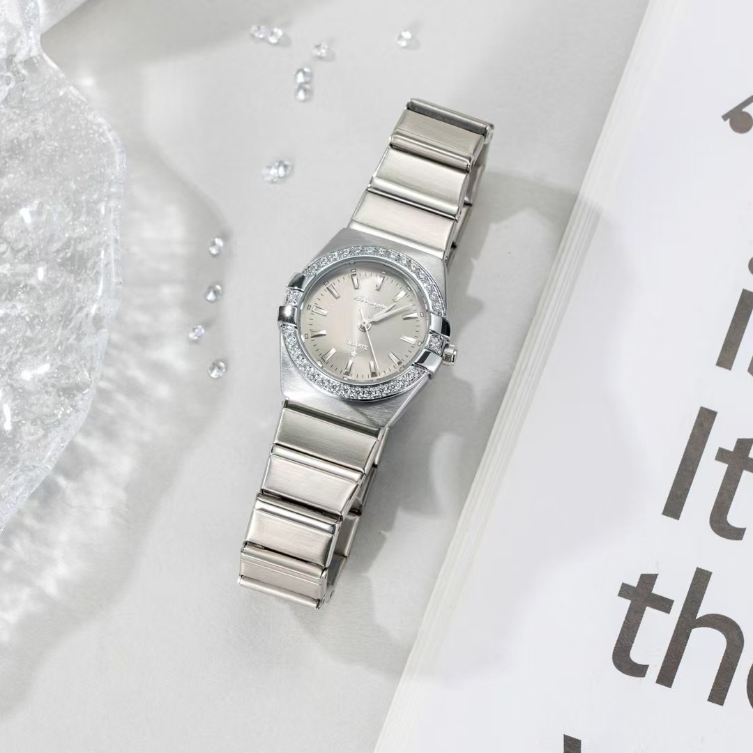 Classic Constellation Women's  - High Jewelry Watches recension och pris