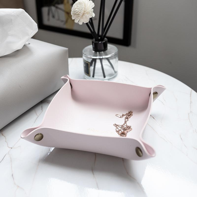 Multi-Purpose PU Leather Desk  - Jewelry Essentials Watches recension och pris